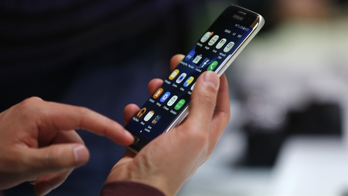 Celular: Qual a sua relação de amizade com ele?